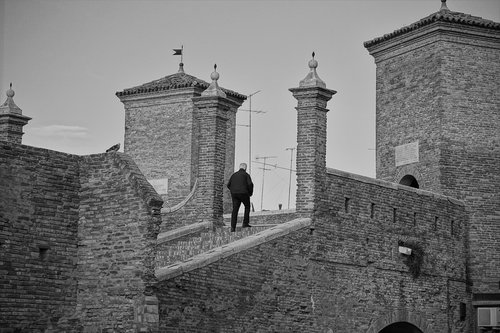 Comacchio,  Architektūra,  Paminklas