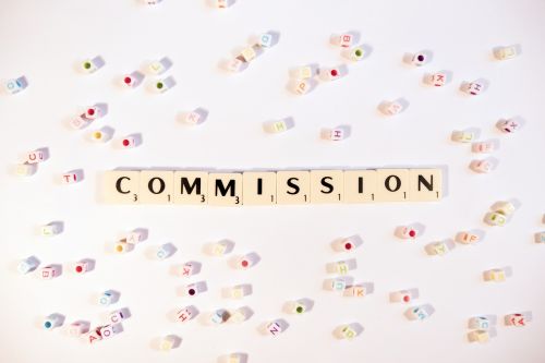 Komisija, Pinigai, Nuosavybė, Terminologija, Scrabble
