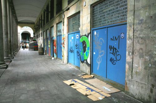 Koridorius, Grafiti, Šešėlis