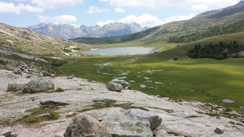 Korsika, Lac De Nina, Kalnai