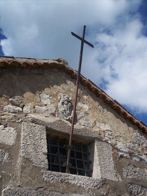 Kirsti, Bažnyčia, Critianesimo, Akmenys, Italy