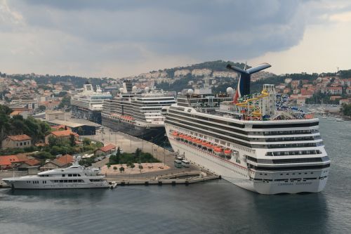 Blauzdos, Turizmas, Dubrovnik, Uostas