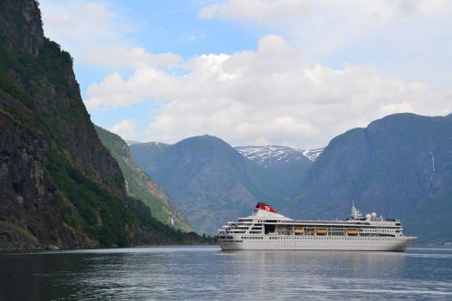 Kruizas, Kruizinis Laivas, Laivas, Norvegija, Fjordas, Kalnai