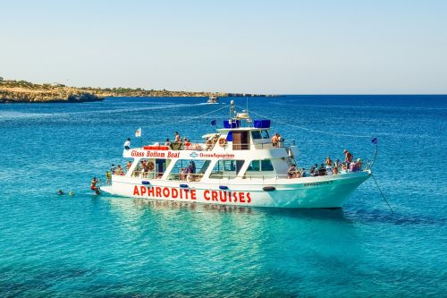 Kruizinis Laivas, Jūra, Mėlynas, Turizmas, Šventė, Atostogos, Viduržemio Jūros, Cavo Greko, Kipras