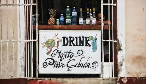 Kuba, Kokteilis, Pardavimas, Stikliniai Buteliai, Alkoholinis, Alkoholio Pardavimai, Buteliai, Gerti, Kokteilių Baras