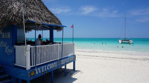 Kuba, Cayo Coco, Playa Pilar, Papludimys, Baras, Valtis, Balta, Smėlis