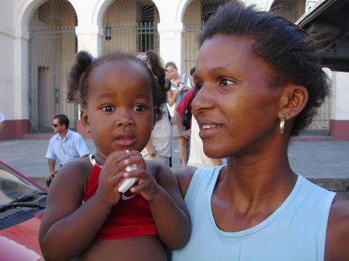 Kuba, Vaikas, Motina, Moteris, Saugumo Jausmas, Mama, Motina Ir Vaiku