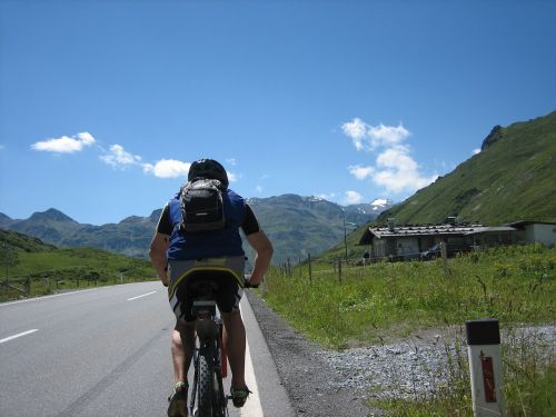 Dviračiu, Dviratis, Transalpos, Sportas, Šveicarija, Swiss, Alpių, Kalnas, Gamta, Iššūkis, Vyras, Stiprus, Šventė, Atostogos, Daugiau, Kelionė, Toli, Kelias, Taikinys, Kelias, Miškas, Augalas, Greitai, Džiaugsmas, Linksma, Sėkmė, Pastangos