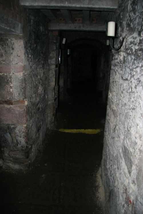 Tamsi,  Durys,  Tunelis,  Dungeon,  Tamsių Durų Tunelio Varpelis