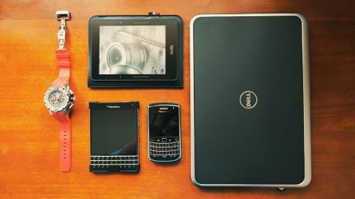 Dell, Nešiojamas Kompiuteris, Gervuogė, Mobilusis Telefonas, Išmanusis Telefonas, Įsižiebti, Ereader, Žiūrėti