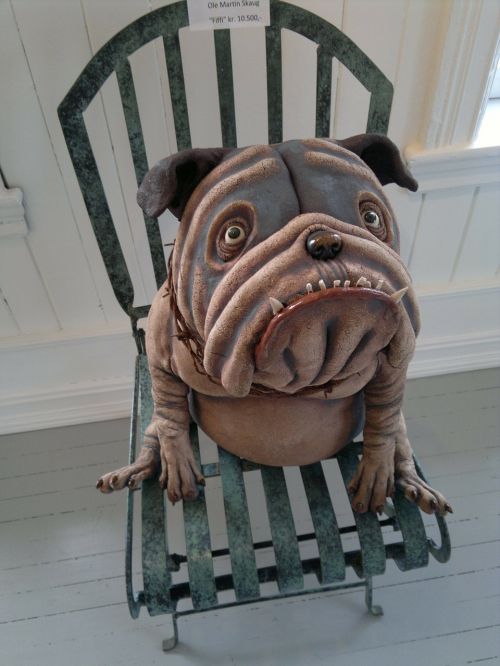 Šuo, Kėdė, Keramika, Sėdi