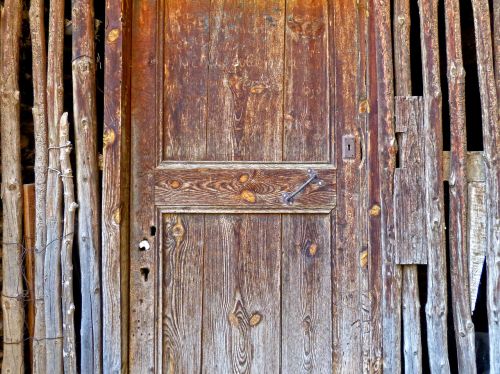 Durys, Kaimiškas, Mediena, Pyrenee Catalunya