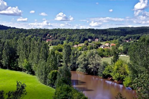 Dordogne, France, Kraštovaizdis, Vaizdingas, Upė, Vanduo, Vezere, Miškas, Medžiai, Miškai, Gamta, Lauke, Dangus, Debesys, Šalis, Kaimas, Vasara, Pavasaris