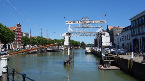 Dordrecht,  Nyderlandai,  Holland,  Uostas,  Laivų Statyba,  Sandėlis,  Vanduo,  Miesto Miesto Panorama