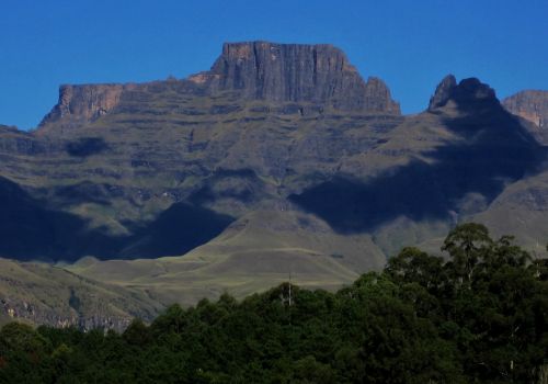 Kalnai,  Didingas,  Tamsi,  Tamsintas,  Medžiai,  Žalias,  Drakensbergas,  Kwazulu Natal