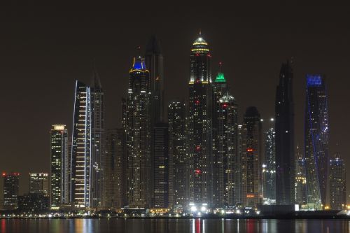Dubai, Naktis, Dangoraižis, Dangoraižiai, Žaidimas, Dangus, Vasara, Regėjimas, Nero, Rūmai, Auksas, Nuostabus, Žibintai, Šviesa, Jūra, Atspindys, Apmąstymai, Jungtiniai Arabų Emyratai, Emiratai, Arabai