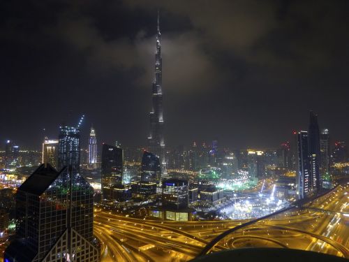 Dubai,  Burj Khalifa,  Uae,  Naktinė Fotografija,  Žibintai,  Eismas,  Naktis,  Ilga Ekspozicija,  Apšvietimas,  Miestas,  Architektūra,  Apšviestas,  Geltona,  Dangoraižis