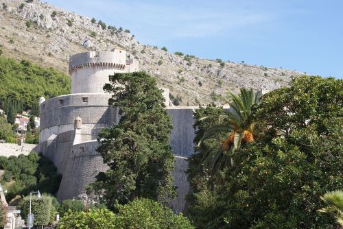 Dubrovnik, Kroatija, Kelionė, Turizmas, Pilis, Sienos, Akmenys, Palmės, Atostogos, Poilsis, Senamiestis
