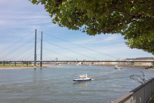 Diuseldorfas, Rinas, Reino Upė, Rhine Panorama, Laivas, Diuseldorfo Promenada, Upės Kraštovaizdis, Tiltas, Rheinbrücke