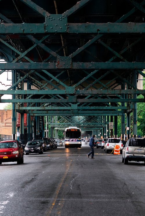 East New York,  Brownsville,  Brooklyn,  Niujorkas,  Gatvė,  Gatvė Fotografija,  Autobusas,  Viešasis Transportas,  Tiltas,  Plieno,  Sijos,  Pėsčiomis,  Miestovaizdis,  Miesto