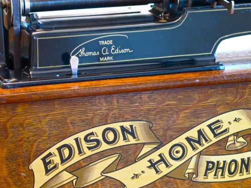 Edisonas, Fonograma, Muzika, Senas, Žaidėjas, Garsas, Retro, Technologija, Garsas, Įranga, Nostalgija, Senamadiškas, Alkūnė, Klausytis, Vintage, Americana, Istorija, Instrumentas