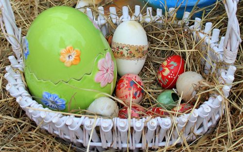 Kiaušiniai,  Velykų Kiaušiniai,  Pirkinių Krepšelis,  Velykų Dekoracijos,  Velykos,  Ceremonija,  Sezonas,  Be Honoraro Mokesčio