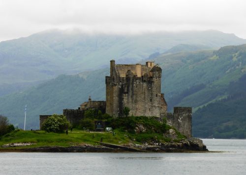 Eilean Donan, Pilis, Škotija, Mackenzie