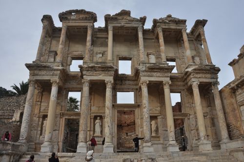 Efeso Biblioteka, Efes