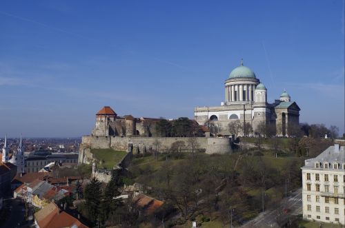Esztergom, Bazilika, Bažnyčia, Katalikų, Katedra, Baziliko Katedra, Vengrų Kalba, Kupolas, Danube Pasukti, Kalnas, Debesys, Pilis