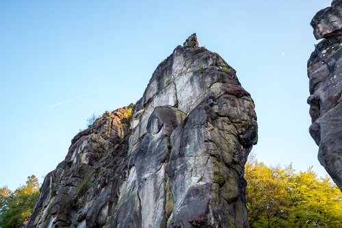 Eksternštainas,  Akmenys,  Smiltainio,  Rokas,  Sakralinė,  Viduramžiai,  Teutoburgo Miškas,  Kelionė,  Dangus,  Akmuo,  Kraštovaizdis,  Paminklas,  Žymus Objektas,  Paminklai,  Lankytinos Vietos,  Istorija,  Pagoniška,  Šventovė,  Krikščionių Svetainė,  Keltų,  Germanų,  Legendos,  Populiarus,  Užsakymą,  Kultūra,  Vokietija