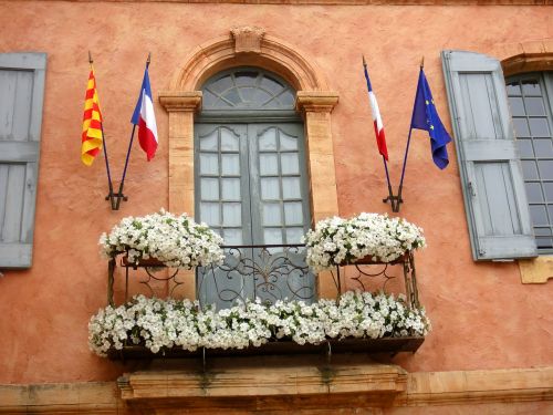 Fasadas, Provence, Fleuri, Pavasaris, Roussillon, Miesto Rotušė, Vėliava
