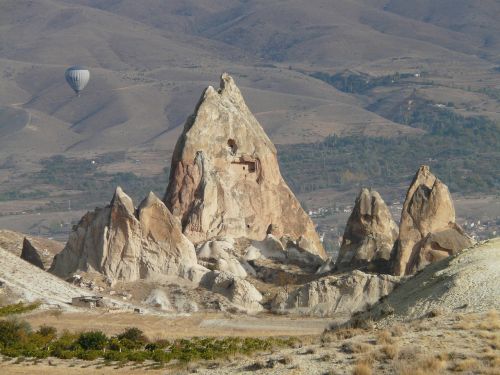 Fėjų Bokštas, Fėjų Dūmtraukis, Uolos, Tuftų Uolienų Susidarymas, Tufa, Kraštovaizdis, Gamta, Cappadocia, Turkija, Nelaisvinė Balionėlis, Karšto Oro Balionas