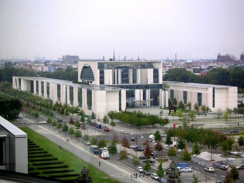 Federalinė Kanceliarija, Biuro Kompleksas, Vyriausybės Rajonas, Berlynas, Vaizdai Į Reichstago Kupolą