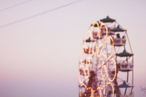 Ferris Ratas, Pramogų Parkas, Važiuoja, Linksma, Pramogos, Dangus, Saulėlydis, Neryškus