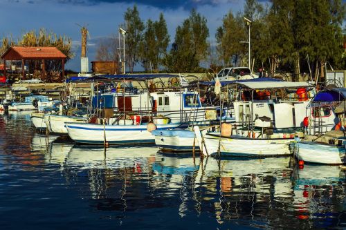 Žvejybos Uostas, Valtys, Jūra, Apmąstymai, Ayia Triada, Paralimni, Kipras
