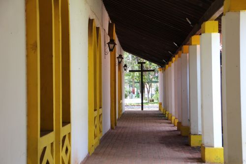 Grindys, Toli, Kolonijinės Stiliaus Salė, Pasillo Estilo Colonial, San Pedro Del Ycuamandyyu