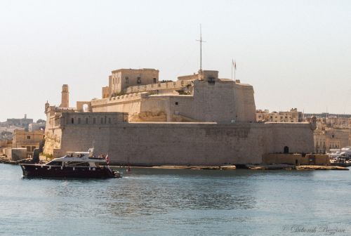 Fortas, Angelas, Malta, Bastionai