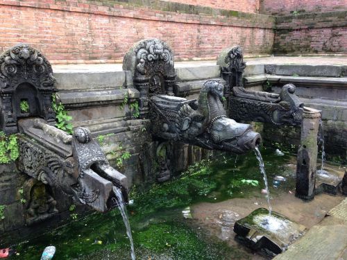 Fontanas, Nepalas, Šventykla