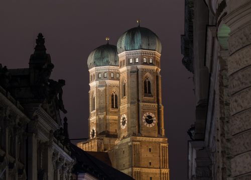 Frauenkirche, Munich, Bavarija, Valstybinis Kapitalas, Miestas, Bažnyčia, Bokštai, Orientyras, Požiūris, Svogūnų Kupolai, Naktį, Tamsi