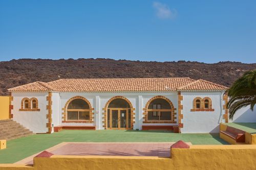 Fuerteventura, Požiūris, Kanarų Salos, Mėlynas Dangus, Dykuma, Kalnas, Mokykla
