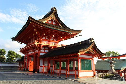Fushimi-Inari,  Įsivaizduojama Ir,  Fushimi Inari,  Japonijoje,  Oro St,  Te Mp Tut,  Inari,  Buddi G,  Rei Gion,  Asiatica,  Buddi Cm