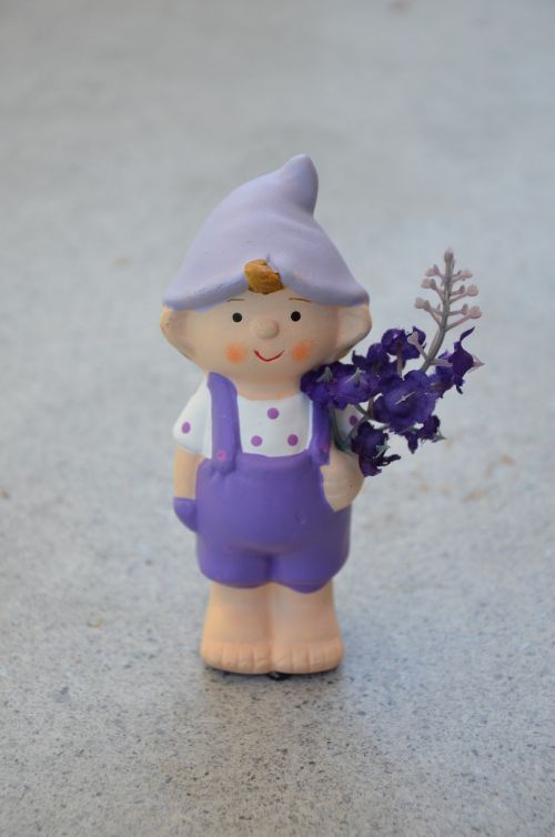 Sodo Gnome, Violetinė, Kombinezonai, Gėlės Rankoje, Nykštukas