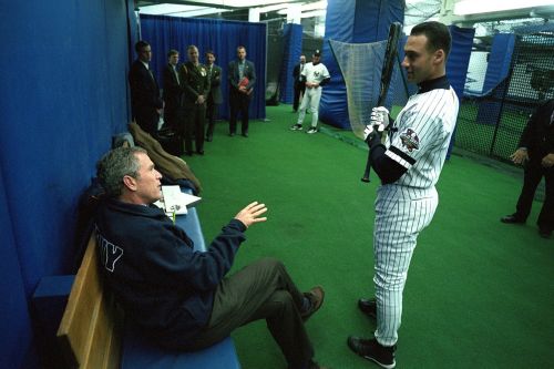 George Bush, Prezidentas, Vyras, Asmuo, Prezidentas George Bush, Usa, Beisbolas, Žaidėjas, New York Yankee, Derek Jeter, Pasaulio Serijos, Kalbėti, Žaidimas, Profesionalus