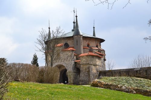 Lichtenšteino Pilis, Vokietija, Istorija, Architektūra, Viduramžių