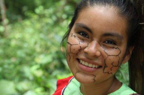 Mergaitė, Amazonia, Peru