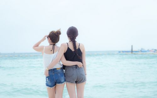 Merginos Žiūri Į Jūrą, Pattaya, Tailandas, Jūra Pattaya