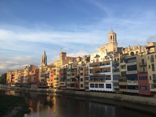 Girona, Panorama, Upė
