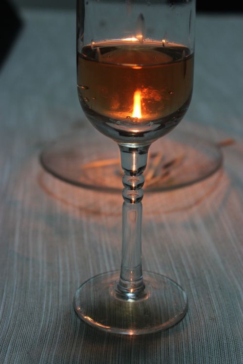 Stiklas, Vynas, Žvakė