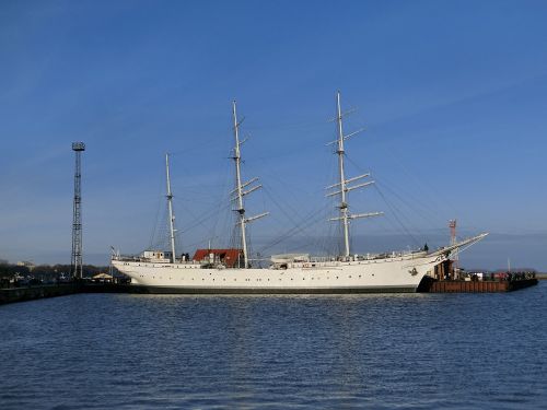Gorch Fock, Buriuotojas, Laivas, Buriuotojas, Stralsund