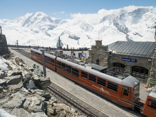 Gornergrat, Stovo Geležinkelis, Gornergratbahn, Šveicarija, Valais, Kalnai, Monte Rosa, Pasienio Ledynas, Kalnų Geležinkelis, Zermatt, Alpių